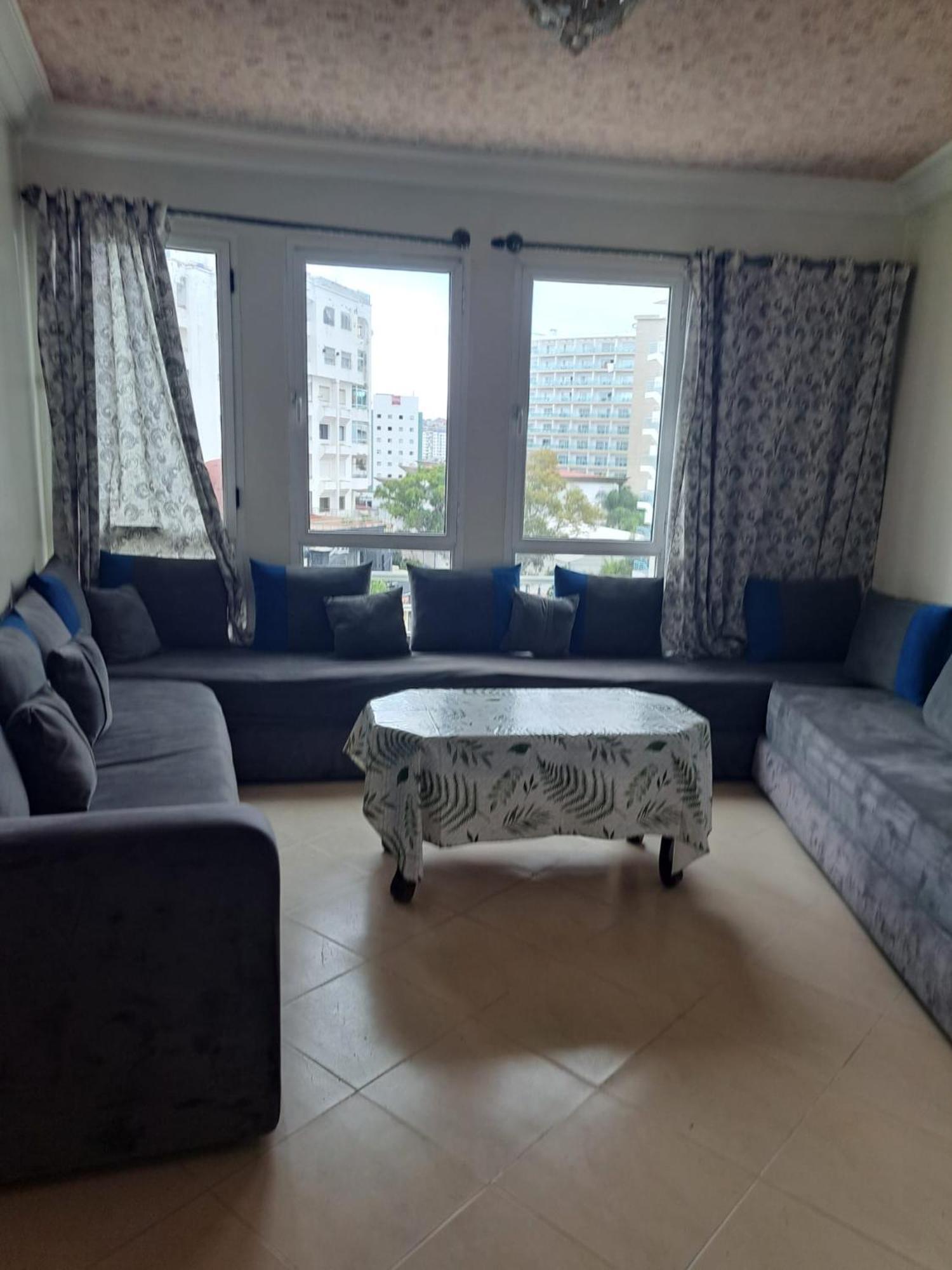 4 Familly El Fakhama Apartment